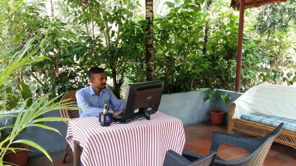 Leisure Vacations Whispering Woods Hotel Madikeri Esterno foto